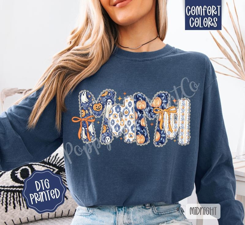 Blue Pumpkin Mama Comfort Colors Long Sleeve T-Shirt, Cute Women's Fall Tee Hoodie, Sweatshirt | RetroVerseTees.com