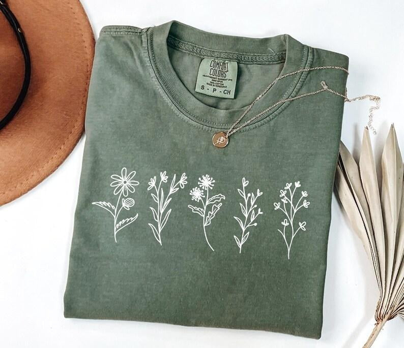 Comfort Colors Floral Outfit, Aesthetic Flower Lover Tee, Wild Flower Tshirt, Gardening Shirt, Garden Lover Gift,...