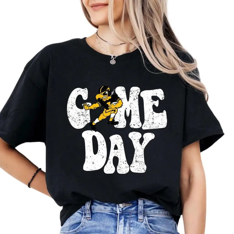 IOWA Hawkeyes Vintage Style College Game Day Football NCAA T-shirt, Classic Sport T-shirt, Gifts For Football Fan Sport,...