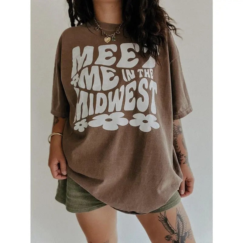 Meet Me In The Midwest Tee, midwesterner shirt, Midwest is best, trendy Midwest tee Hoodie, Sweatshirt | RetroVerseTees.com