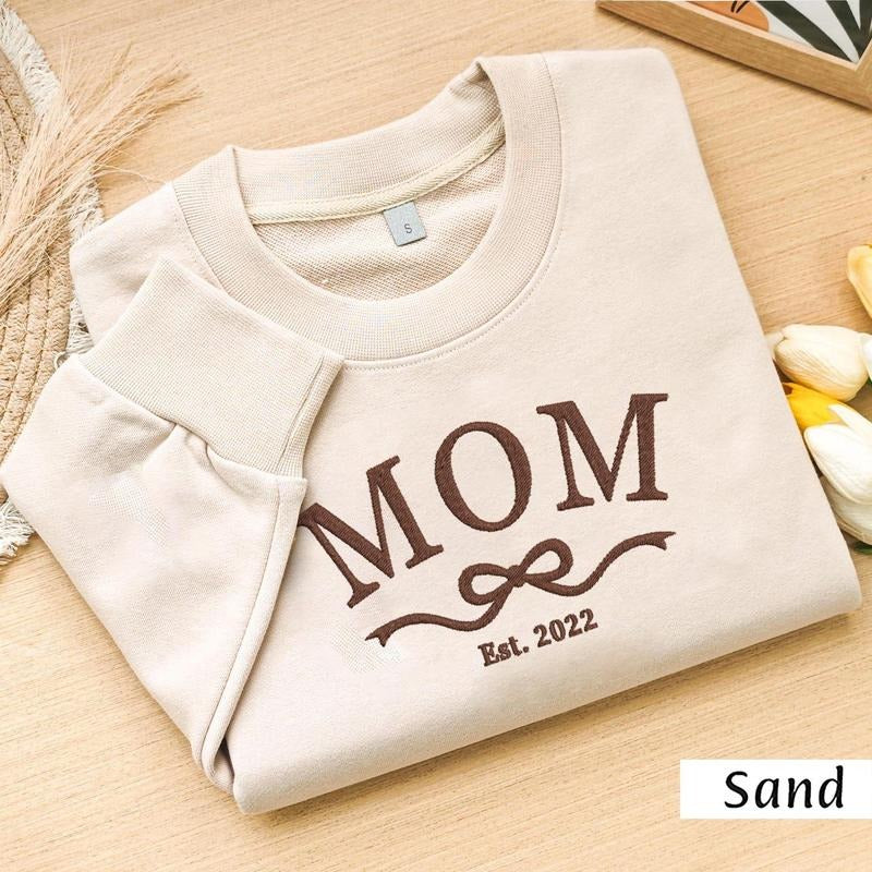 Mom Sweatshirt Embroidered, Personalized Mom Embroidered Sweatshirt, Embroidered Mom Est Sweatshirt, Mom Est Shirt, Mom...