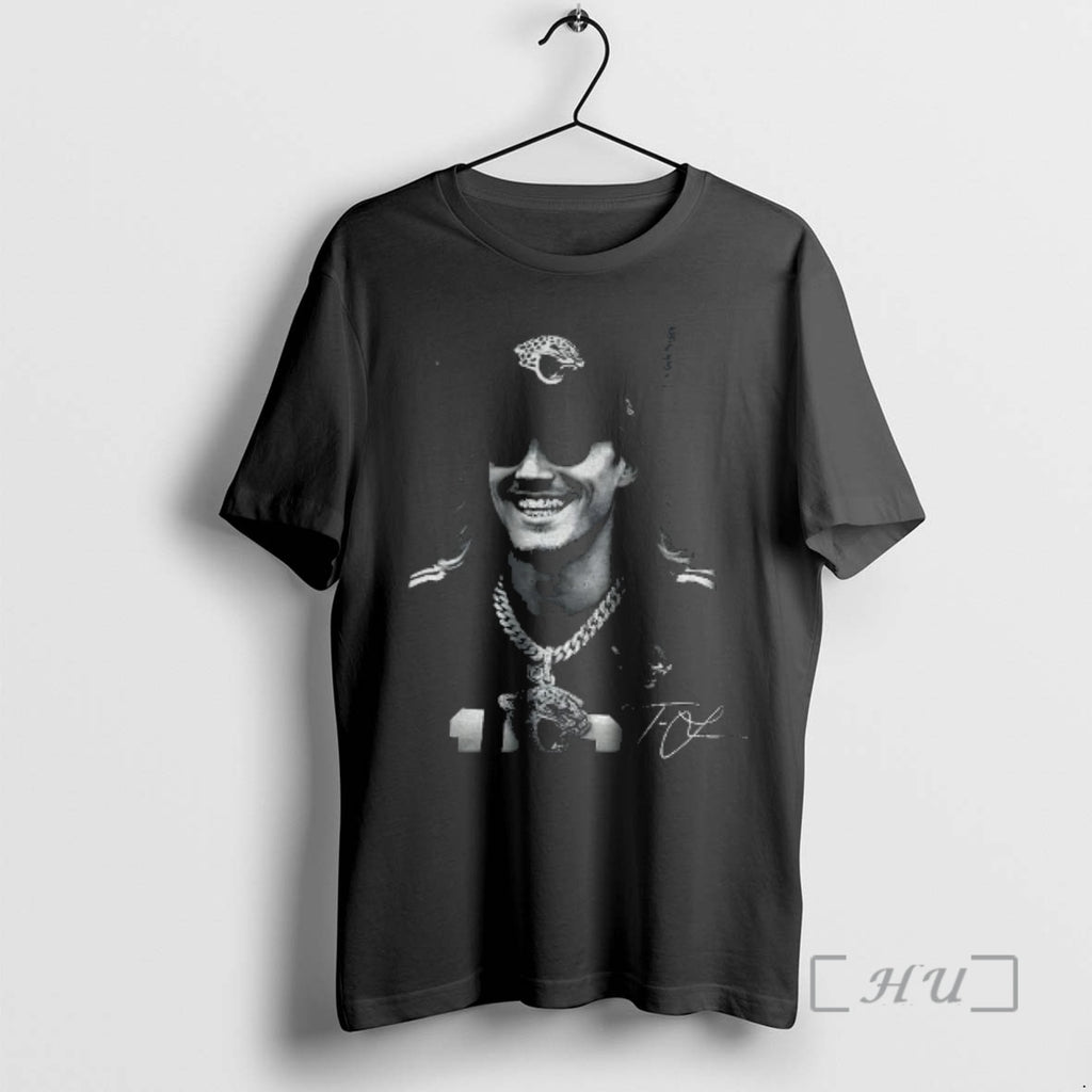 Officials Trevor Lawrence Funny Vintage Jacksonville Football Signature T-Shirts, Hoodie, Sweatshirt | RetroVerseTees.com