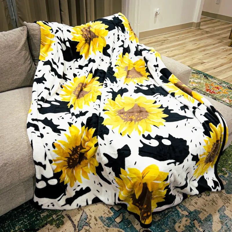 Sunflower Cow Throw 78X90 T-Shirts, Hoodie, Sweatshirt | RetroVerseTees.com