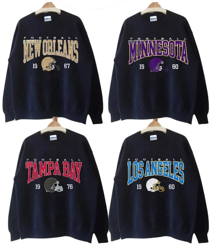 Unisex Vintage Football Sweatshirt, All Teams Football Sweatshirt, Classic Sport Sweatshirt. Crewneck Menswear T-Shirts,...