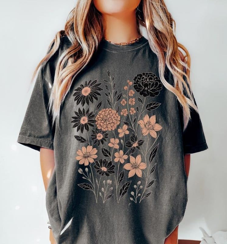 Vintage Pressed Flowers Shirt, Botanical Floral Tshirt, Boho Cottagecore Tee, Wildflowers Floral T-Shirt, Gift for...