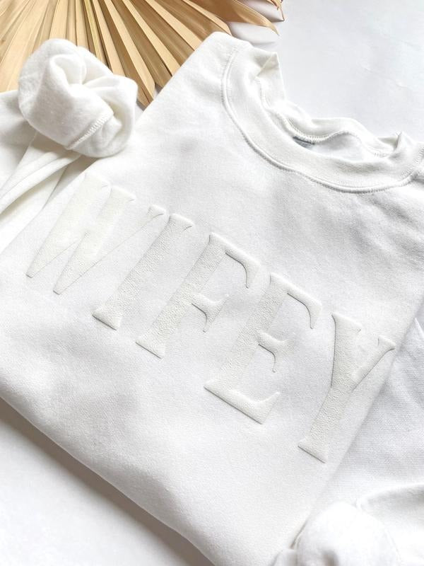 Wifey sweatshirt, Embossed Bride sweatshirt, Bride gift, Bride crewneck sweatshirt, Personalized Wedding Gift, Custom...