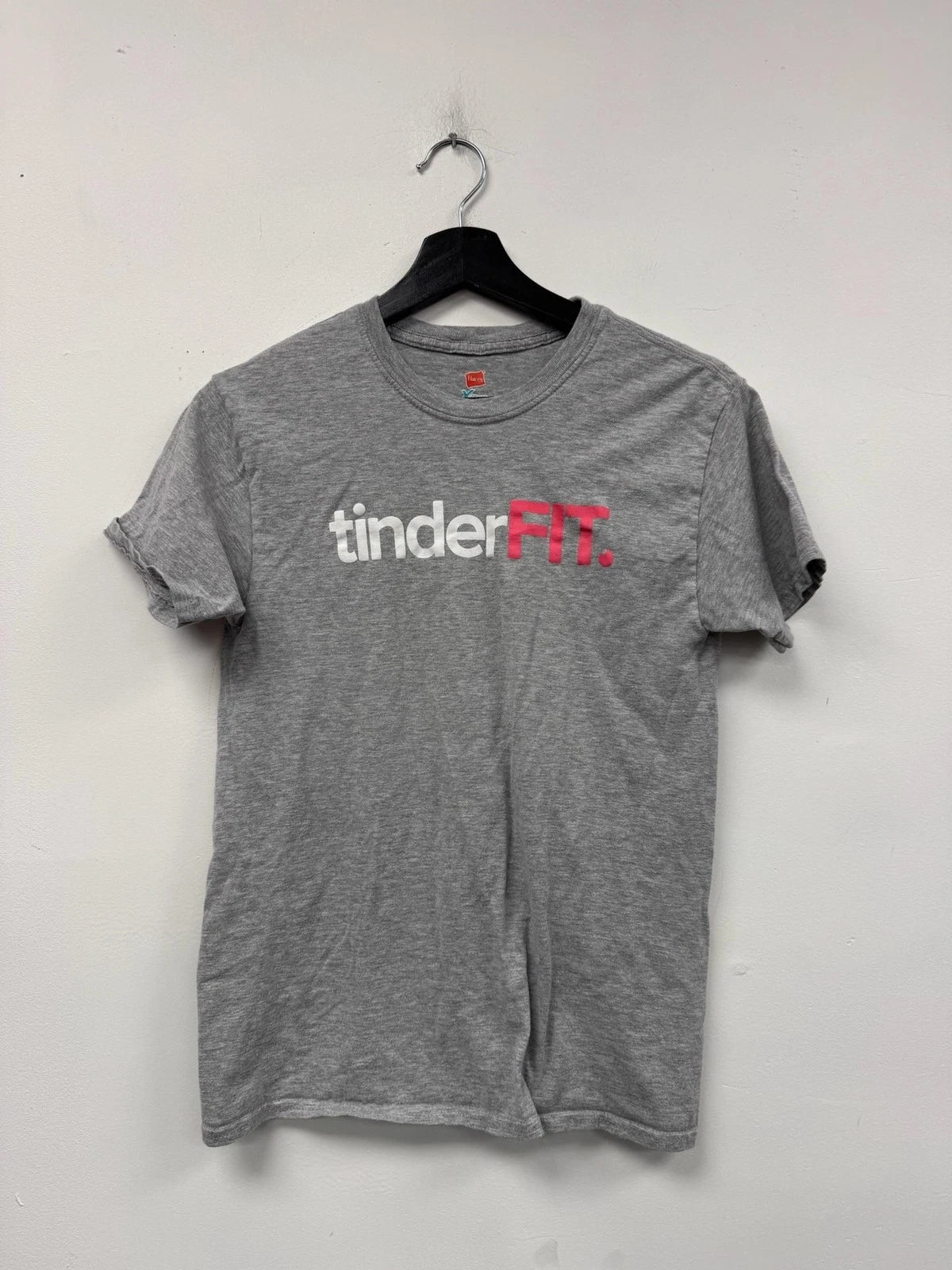 Hanes TinderFIT Shirt Mens Small Gray X-Temp Fitness Graphic Workout Promo Tee